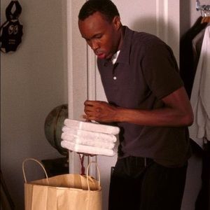 Meet your Posher, Sneaker